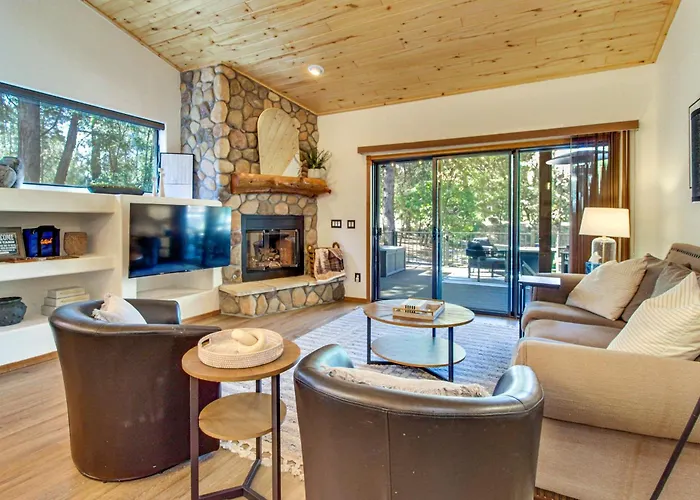 Outdoor Oasis W/ Fire Pit & Grill! Torreon Escape *
